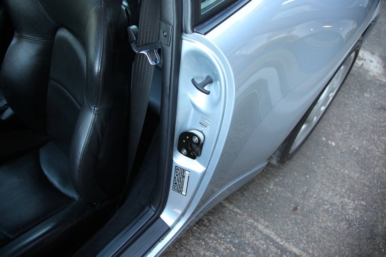 Used 1996 Porsche 911 GT3 RS image 76