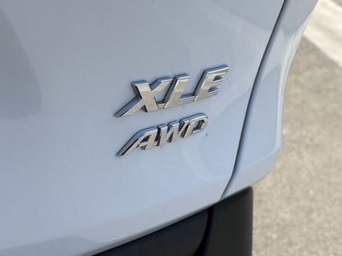 Used 2023 Toyota RAV4 XLE image 6