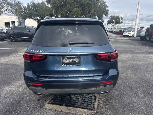 Used 2021 Mercedes-Benz GLB 250 image 5