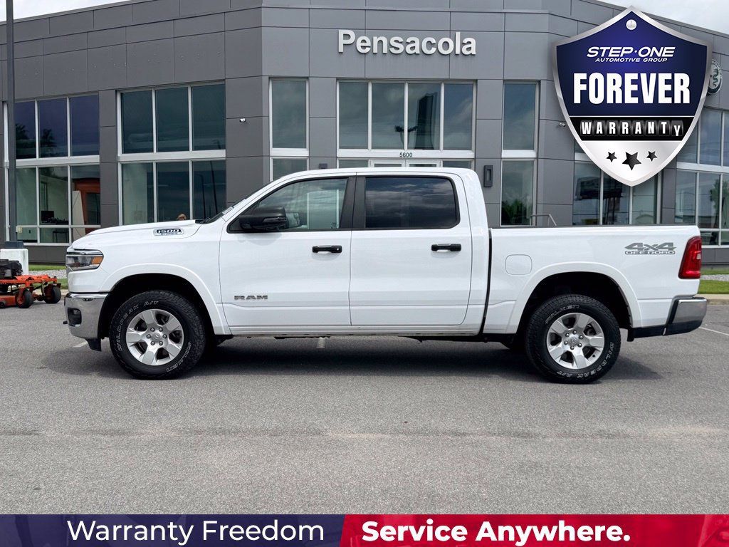 Used 2025 RAM 1500 Big Horn AWD/4WD image 3