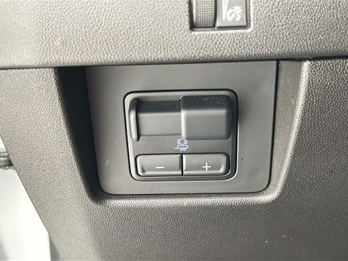 Used 2024 GMC Canyon Elevation w/ Trailering Package AWD/4WD image 19