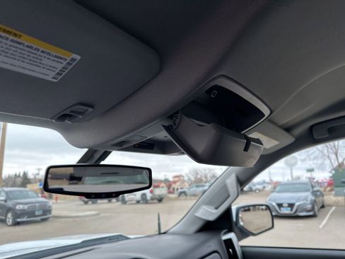 Used 2018 Chevrolet Silverado 1500 LT w/ All Star Edition image 72