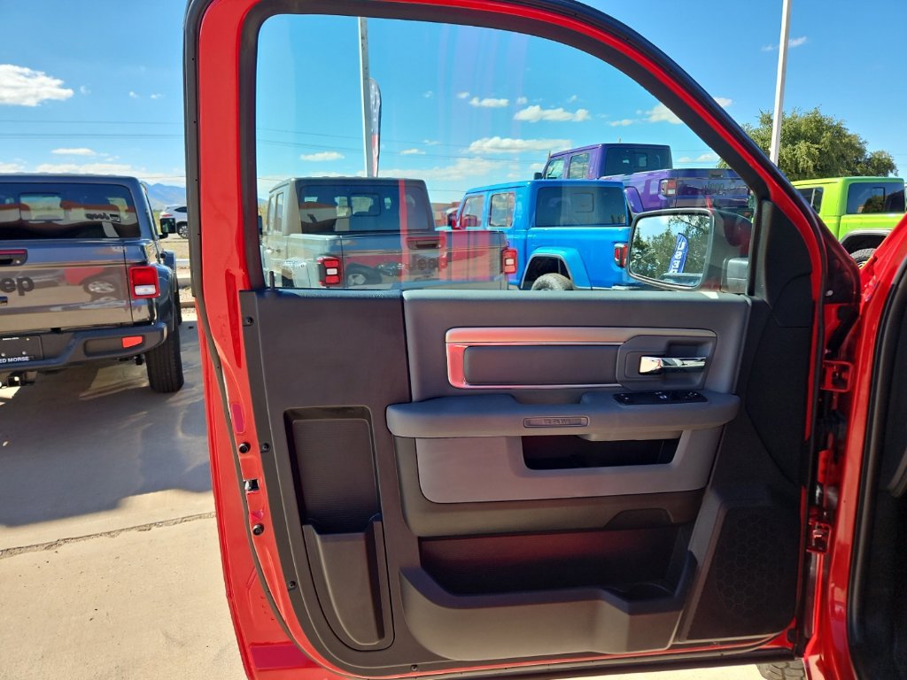 Used 2017 RAM 1500 Tradesman w/ Power & Remote Entry Group AWD/4WD image 12