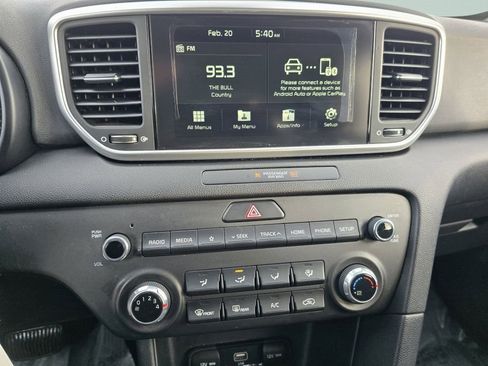 Used 2021 Kia Sportage LX image 4
