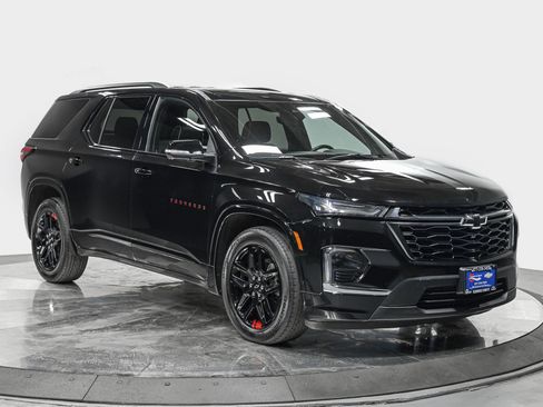 Used 2023 Chevrolet Traverse Premier w/ Redline Edition image 9