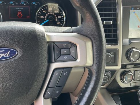 Used 2017 Ford F150 Lariat RWD image 14