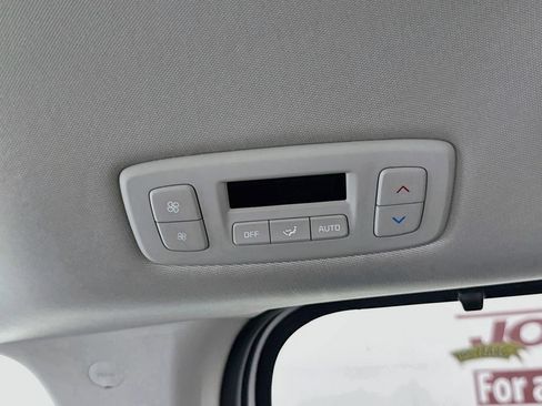Certified 2024 Kia Carnival EX FWD image 29