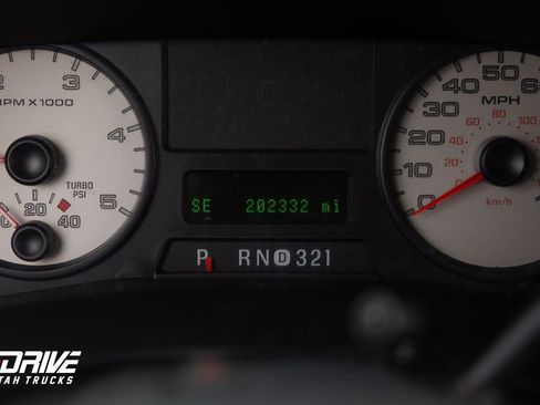 Used 2006 Ford F250 Lariat image 32