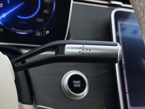 Used 2022 Mercedes-Benz EQS 450+ Sedan image 6