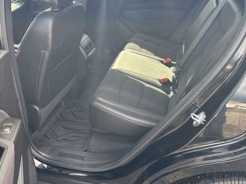 Used 2023 Chevrolet Equinox RS image 8