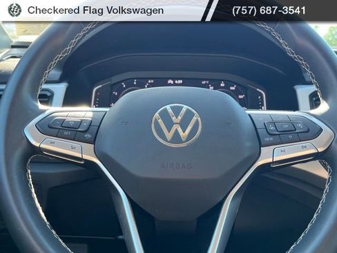 Used 2022 Volkswagen Atlas SE FWD image 34