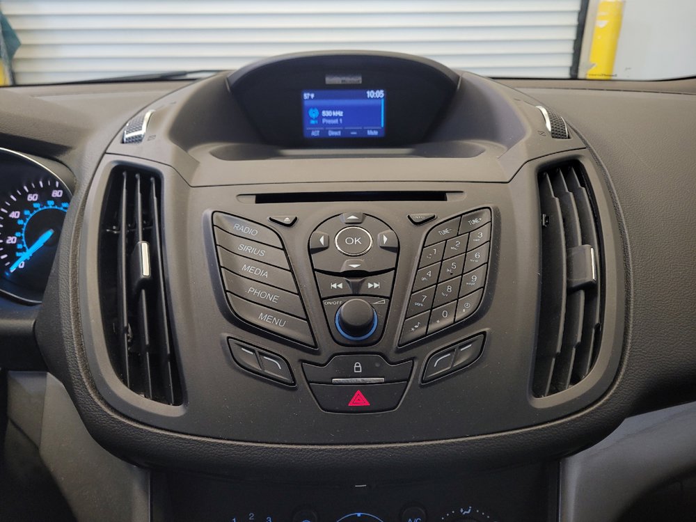 Used 2015 Ford Escape SE FWD image 25
