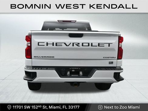 Used 2022 Chevrolet Silverado 1500 Custom image 4