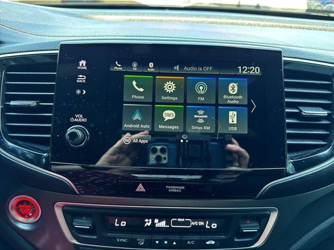 Used 2022 Honda Passport EX-L image 16