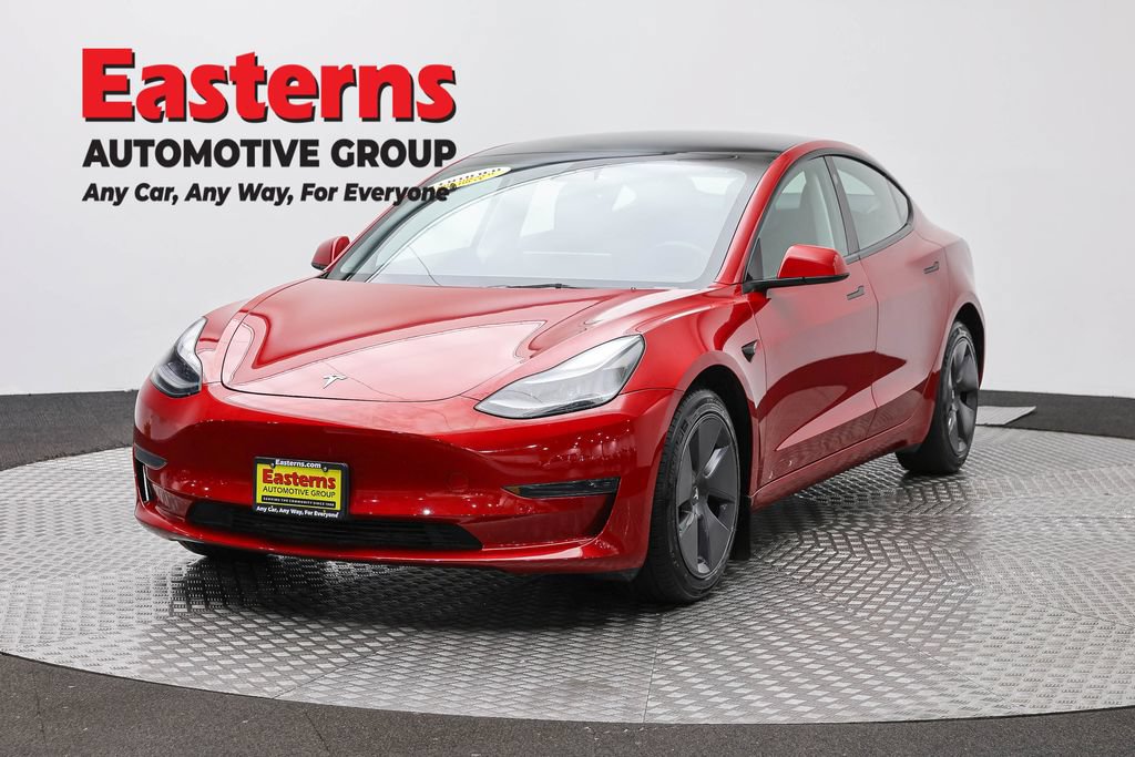 Used 2023 Tesla Model 3 Standard Range RWD image 1