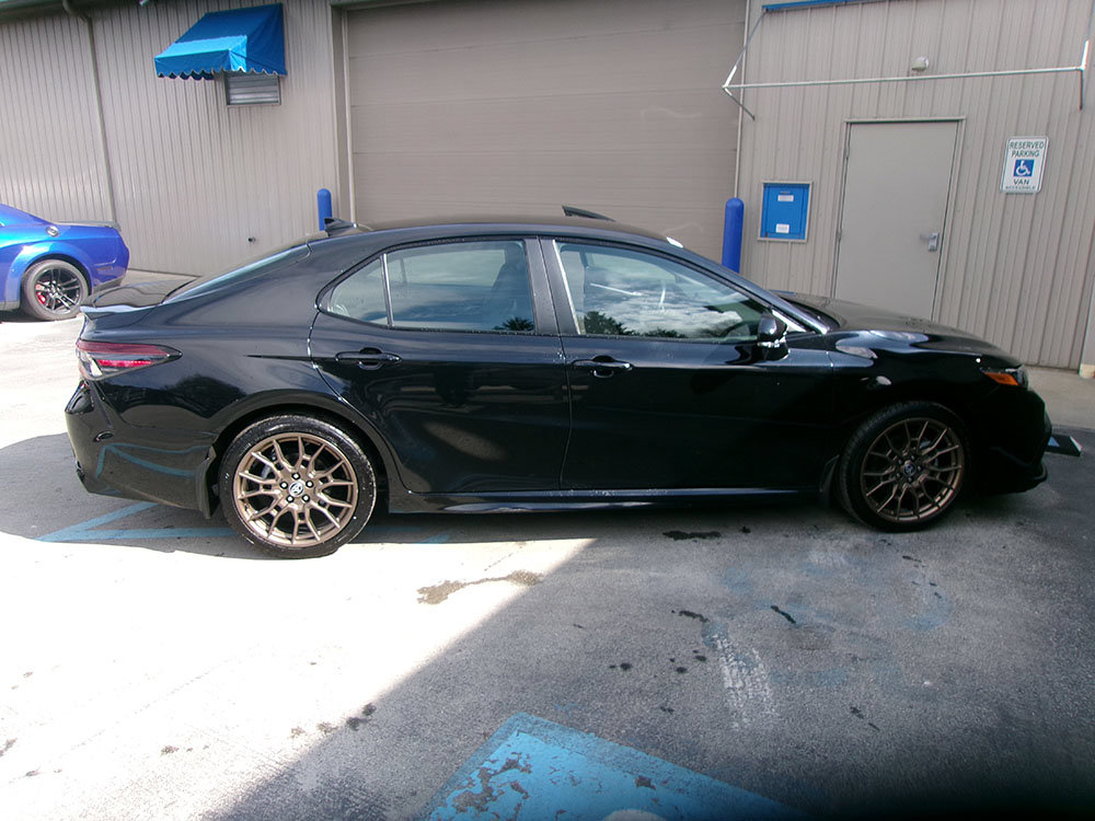 Used 2023 Toyota Camry SE w/ Convenience Package AWD/4WD image 6