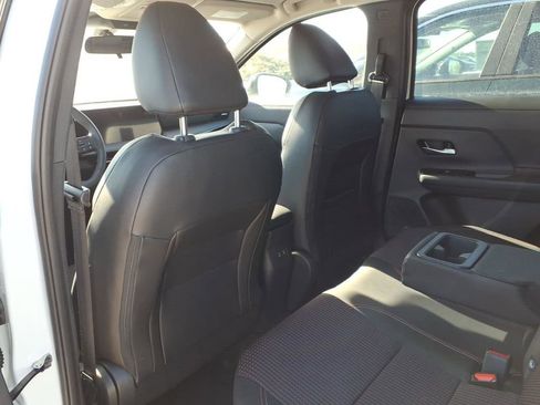 New 2026 Nissan Kicks SR w/ Cold Weather Package image 27