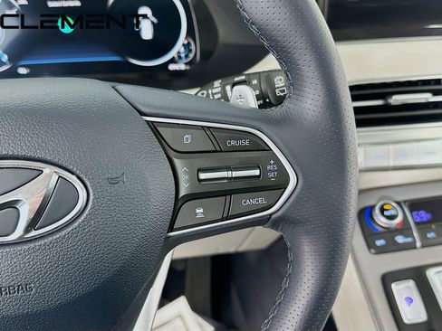 Used 2022 Hyundai Palisade Calligraphy image 17