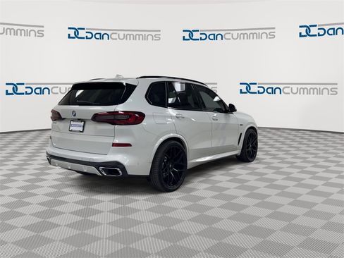 Used 2022 BMW X5 xDrive45e w/ M Sport Package image 8