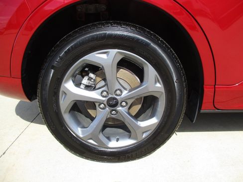 Used 2024 Ford Escape ST-Line w/ Tech Pack #1 AWD/4WD image 14