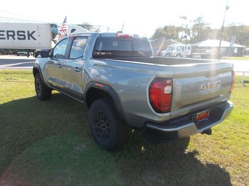 New 2026 GMC Canyon Elevation w/ Convenience Package image 4