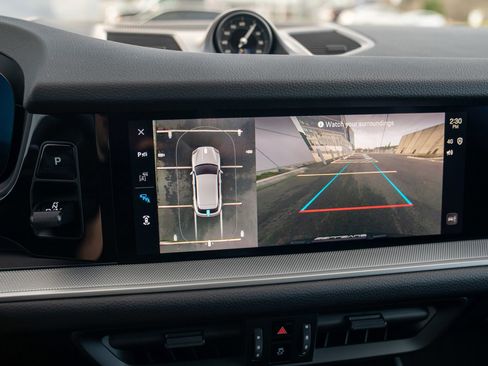 Certified 2025 Porsche Cayenne image 19