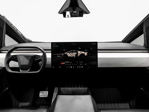 Used 2024 Tesla Cybertruck AWD Crew Cab image 13