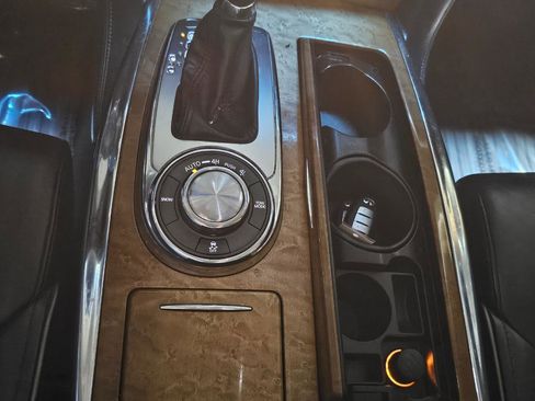 Used 2014 INFINITI QX80 4WD w/ Theater Package image 44