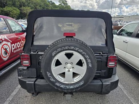 Used 2016 Jeep Wrangler Unlimited Sport w/ Quick Order Package 24S AWD/4WD image 3