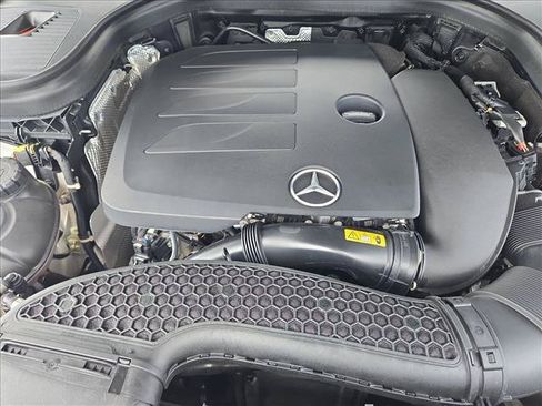 Used 2022 Mercedes-Benz GLC 300 image 22