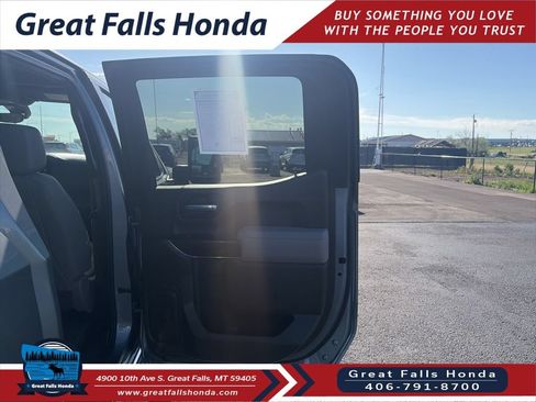 Used 2022 GMC Sierra 1500 SLT w/ Technology Package AWD/4WD image 24