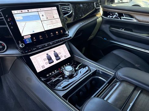 Used 2022 Jeep Grand Wagoneer Series I image 26