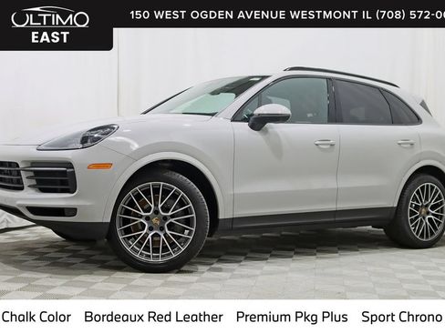 Used 2023 Porsche Cayenne S AWD/4WD image 1