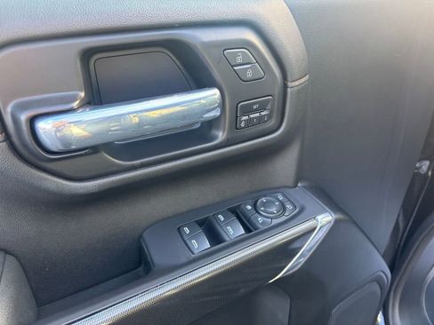 Used 2021 GMC Sierra 1500 AT4 image 19