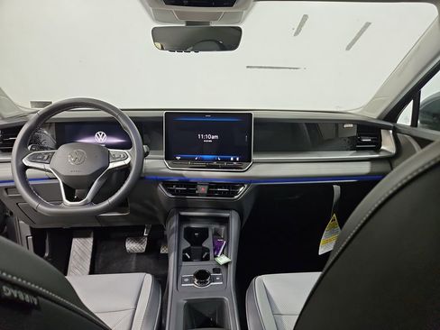 New 2026 Volkswagen Tiguan SE AWD/4WD image 12