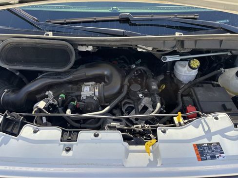 Used 2023 Ford Transit 350 XLT image 29