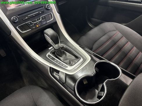 Used 2016 Ford Fusion SE image 29