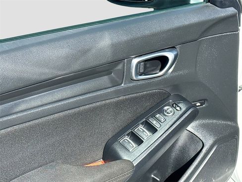 Used 2024 Honda Civic Sport image 17