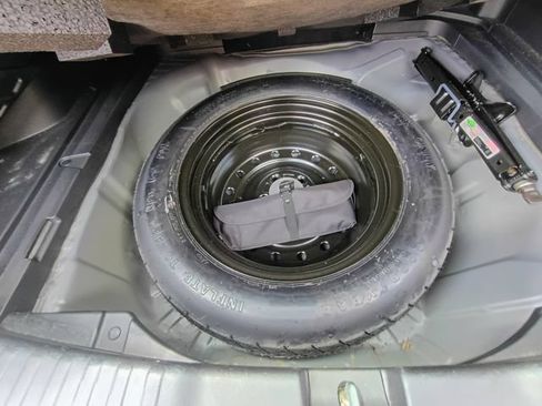 Used 2015 Honda CR-V LX image 49