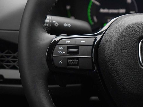 Used 2025 Honda Accord Touring image 17