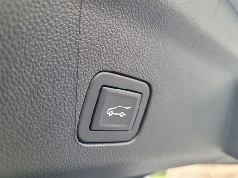 New 2025 Chevrolet Tahoe Premier image 30