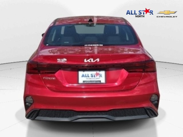 Used 2024 Kia Forte LXS FWD image 4