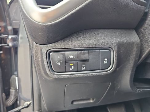 Used 2021 Kia Soul S FWD image 23