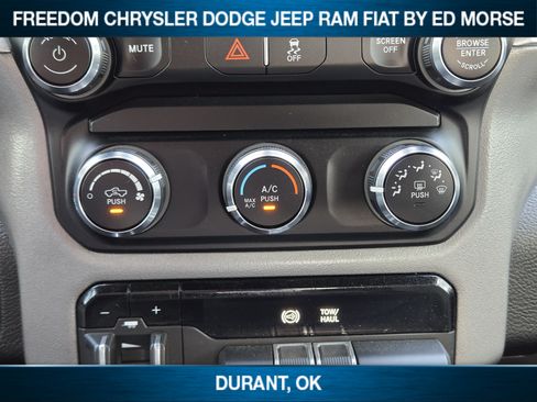 Used 2024 RAM 2500 Big Horn AWD/4WD image 13