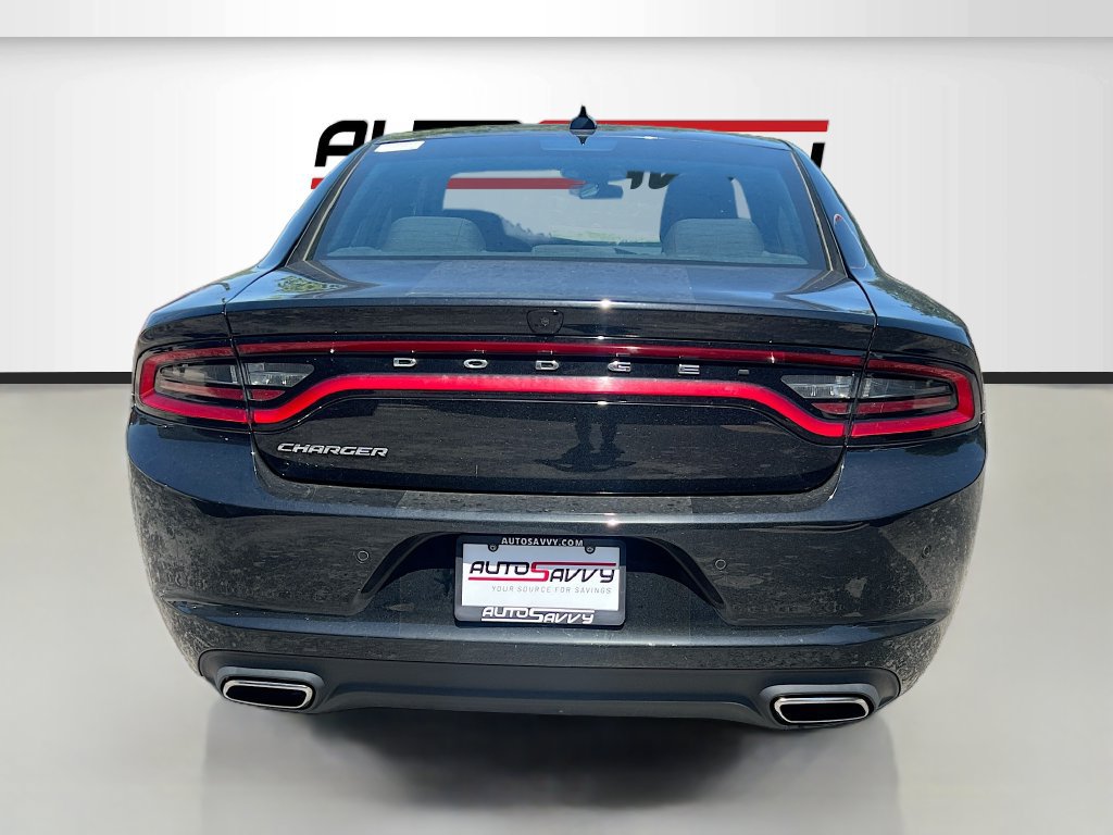 Used 2023 Dodge Charger SXT w/ Cold Weather Package RWD image 6