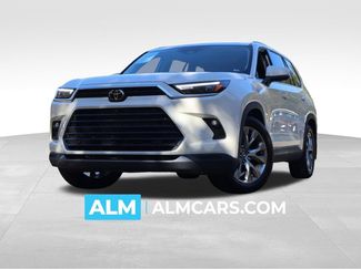 Used 2024 Toyota Grand Highlander Limited video 1