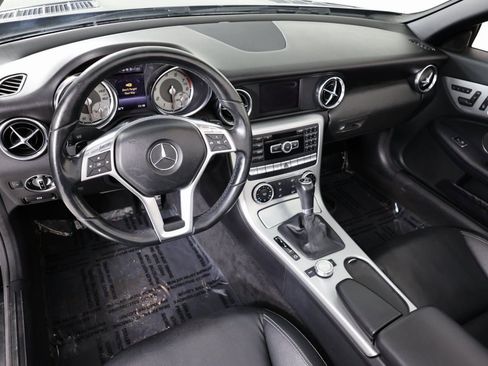 Used 2014 Mercedes-Benz SLK 250 image 19