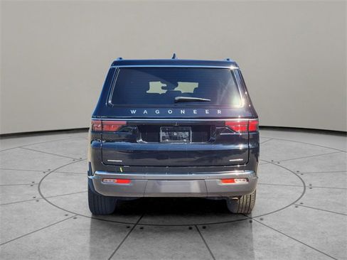 Used 2022 Jeep Wagoneer Series II image 11