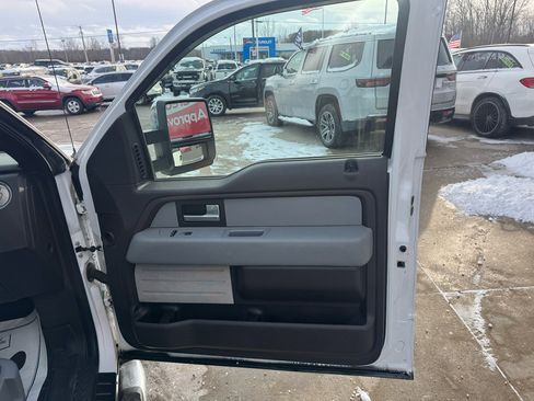 Used 2014 Ford F150 XLT w/ Equipment Group 302A Luxury image 15
