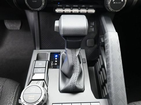 Used 2025 Toyota 4Runner SR5 image 24